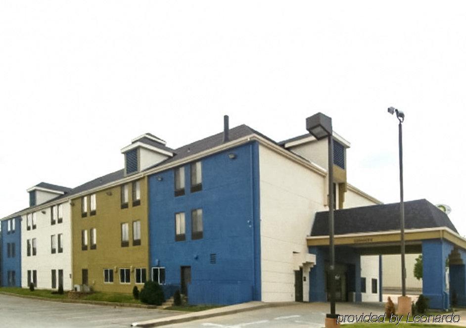 SureStay Plus Hotel by Best Western Blue Springs Exterior foto